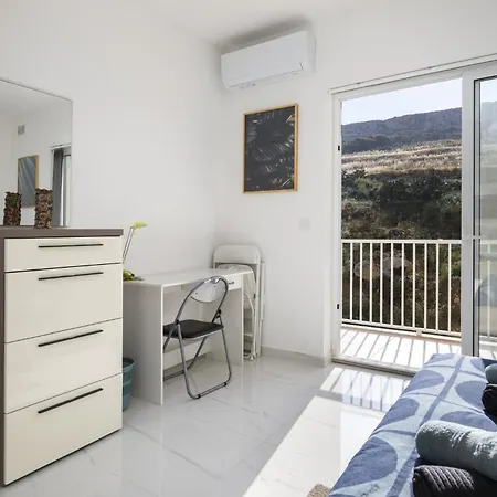 Spacious 3bd With Country Views & Large Front Terrace With Outside Furniture * Zebbug (Gozo)
