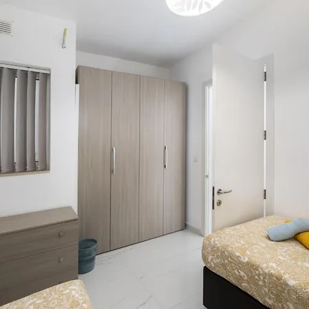 Apartment Spacious 3bd With Country Views & Large Front Terrace With Outside Furniture Zebbug (Gozo)