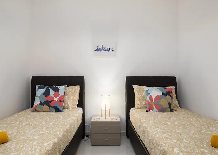 Spacious 3bd With Country Views & Large Front Terrace With Outside Furniture * Zebbug (Gozo)